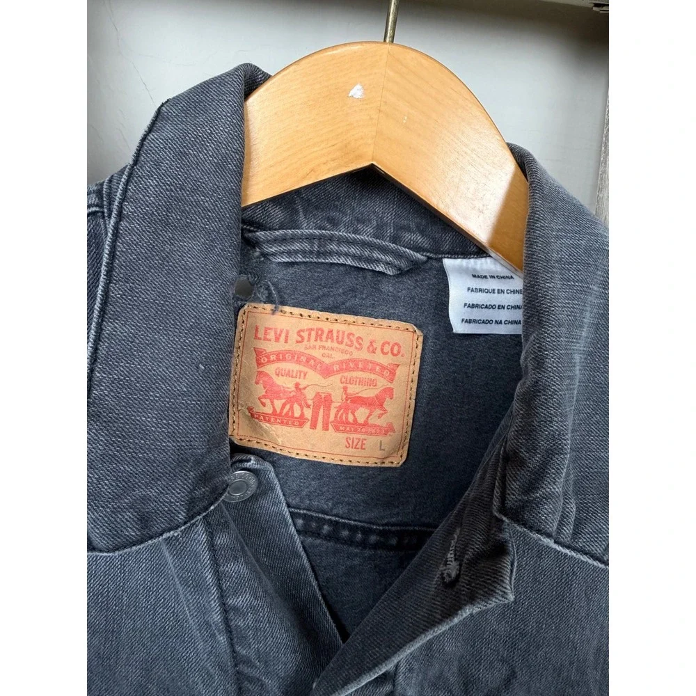 Levi Strauss Black Denim Cotton‎ Trucker Jacket size Large